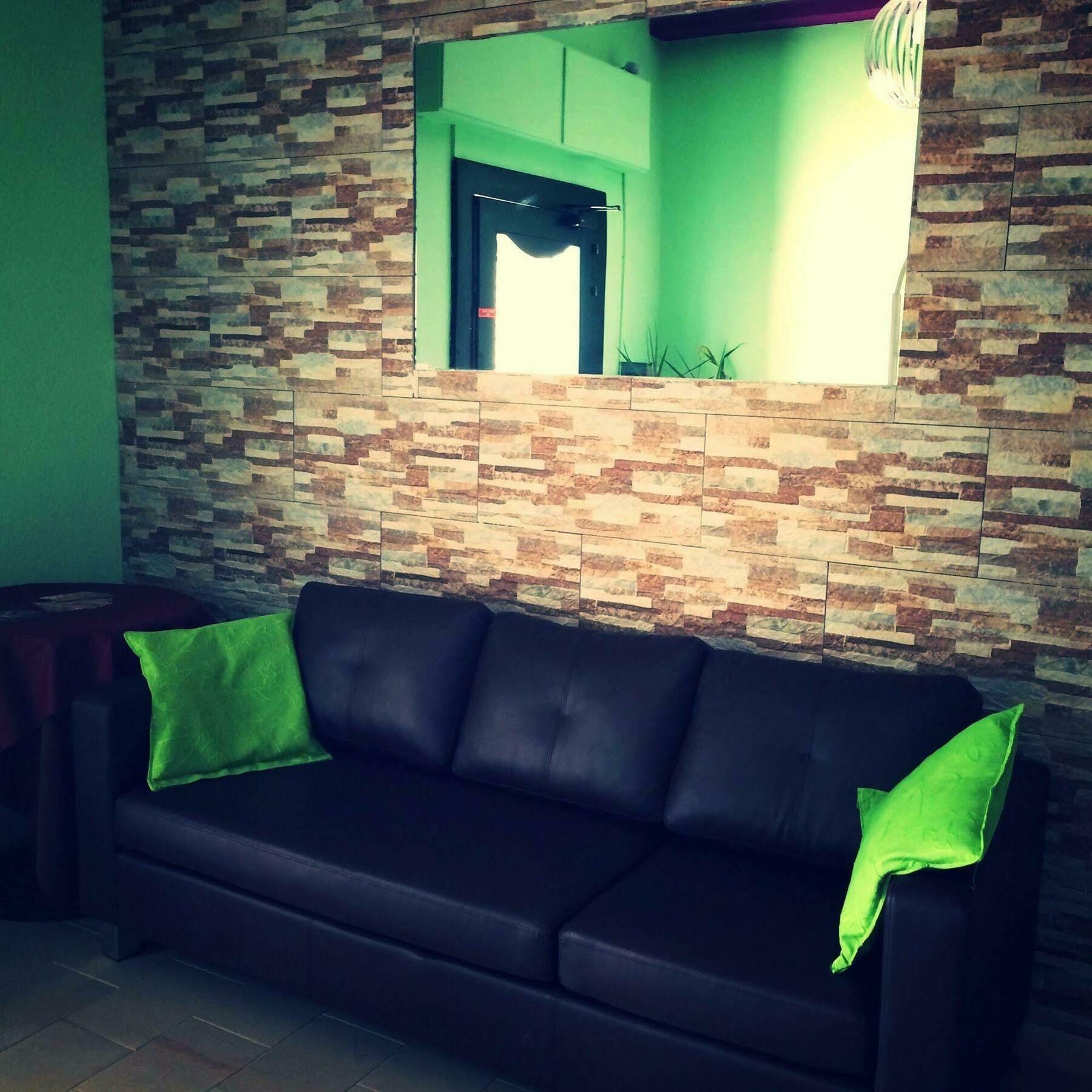 En Ville Bed And Breakfast Gonnesa Esterno foto